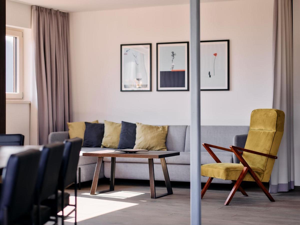 שלאדמינג Arx Guesthouse מראה חיצוני תמונה